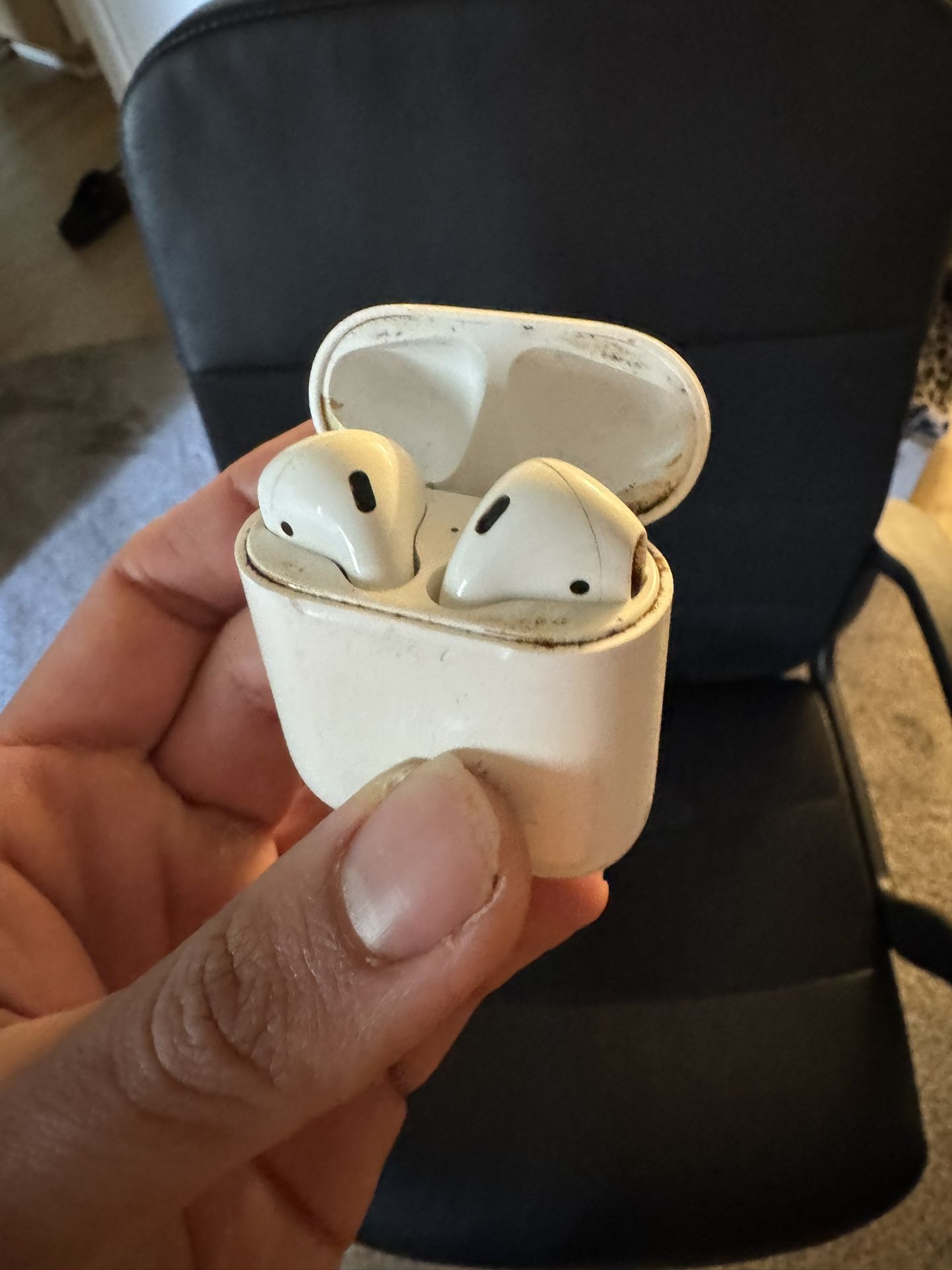 AirPods
