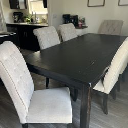 Dining Room Table 