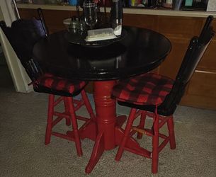 Table and stool set