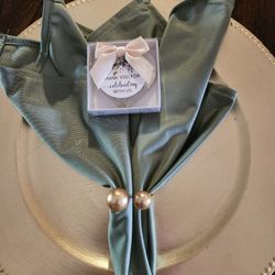 WEDDING ITEMS  FOR SALE