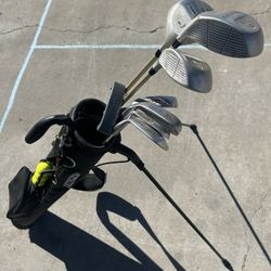 Starter Golf Clubs RH 