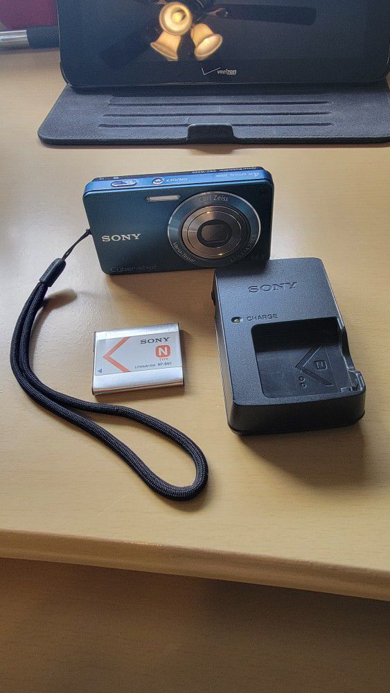 Sony Cyber-Shot DSC-W350 14.1MP Digital Camera Blue +charger tested working 