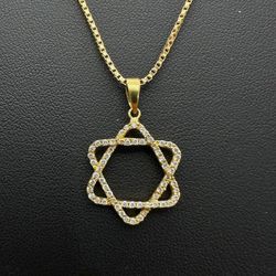 18k solid yellow gold box style chain with David pendant star 24" necklace 6.6 grams