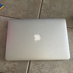 Apple MacBook Air 13”