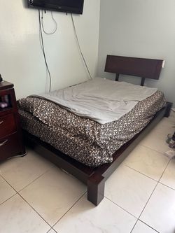 Dark Wood Bed frame and drawers