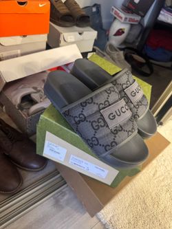 Gucci GG Slide Sandals Men’s Sz 10.5 $400 Brand New