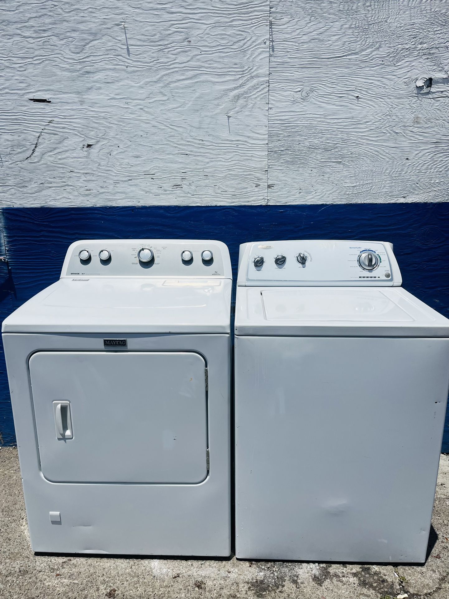WHIRLPOOL Washer and dryer set