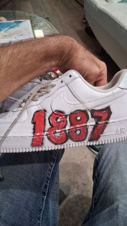 Nike Air force ones.