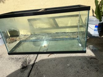 Fish Tank With Stand Thumbnail