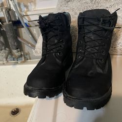 Black Tim Boots Size 5 Mens 