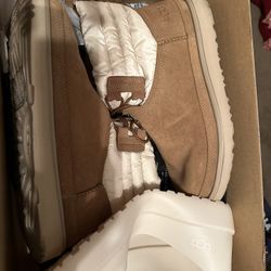 Men’s Uggs Weather Boots 