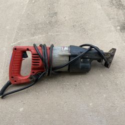 Milwaukee sawzall saw