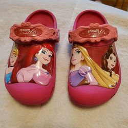Crocs toddler Girl Disney Princess SZ 10/11