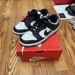 Nike Panda Dunk Low Women’s Size 6