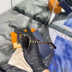 Louis Vuitton Glasses 
