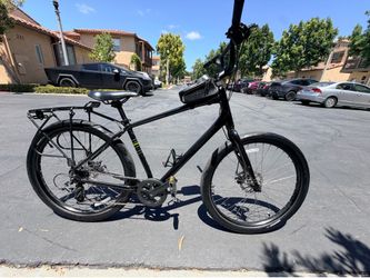 🚲 2024 Specialized Roll 2.0 bike - Size Large - Black Amazing Condition 🚲