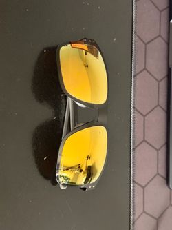 Oakley polarized sunglasses