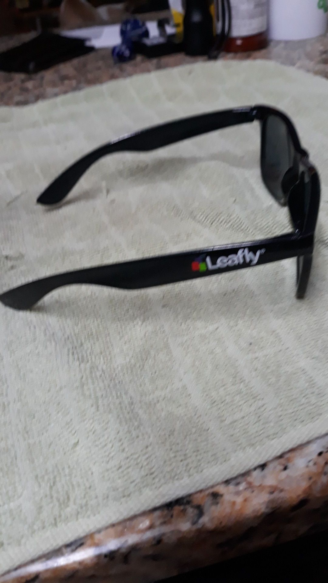 Sunglasses leafly brand from 2011