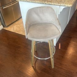 Swivel Stool 