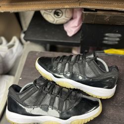 Air Jordan 11 Low 72-10 