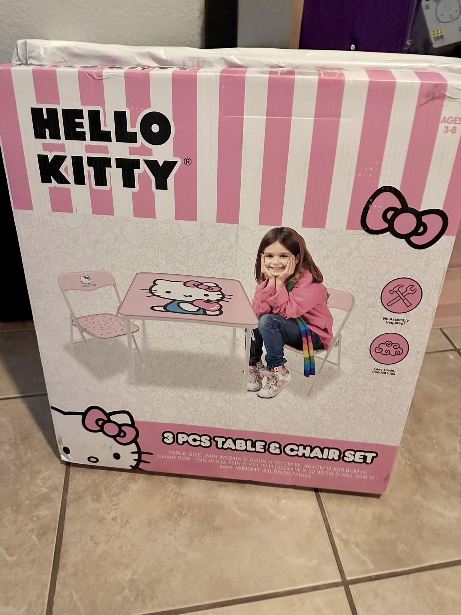 Sanrio hello Kitty Table And Chairs New
