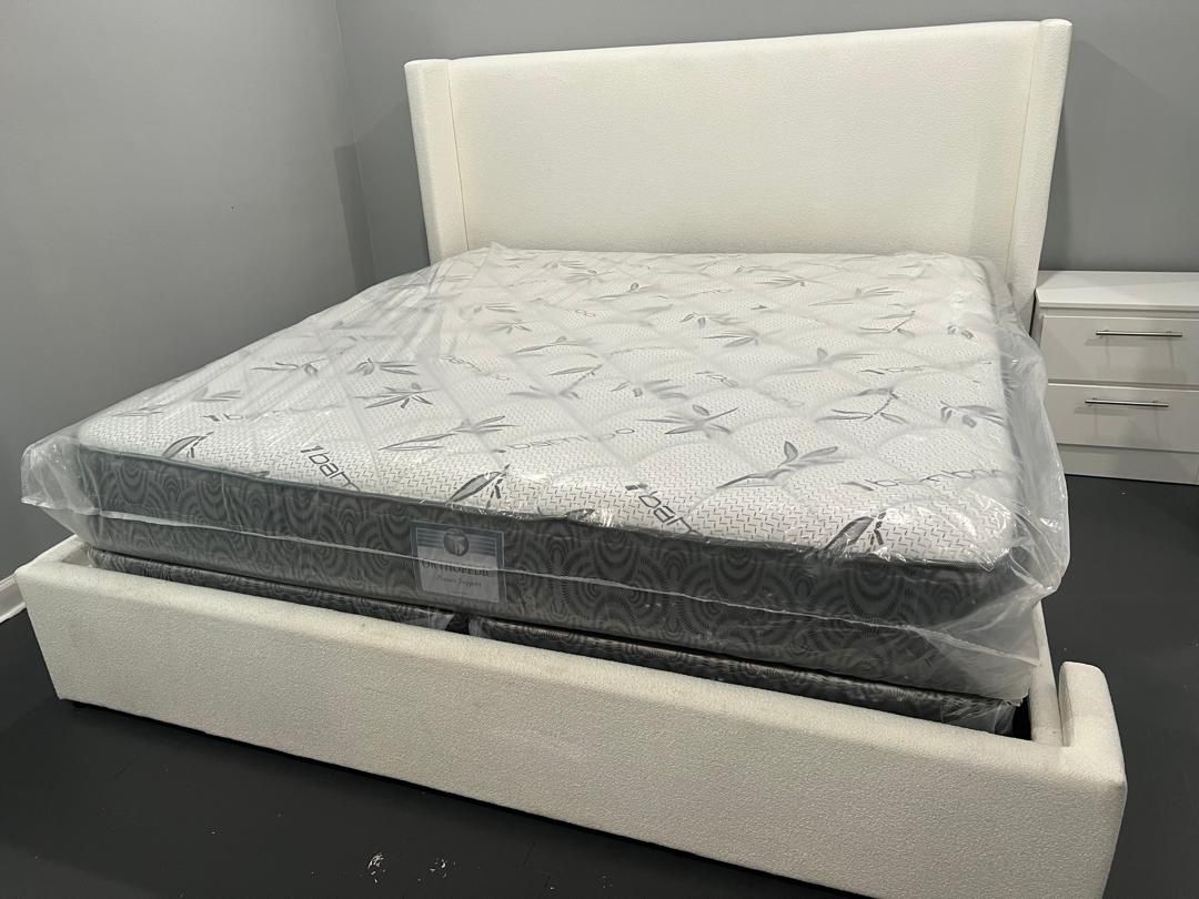 NEW MATTRESS KING SIZE PLUSH WITH BOX SPRING 🚚🚚🚚