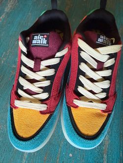 Airwalk Multicolor Low-Top Sneakers