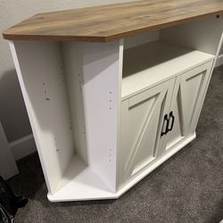 Corner TV Stand / Entertainment Stand With Storage