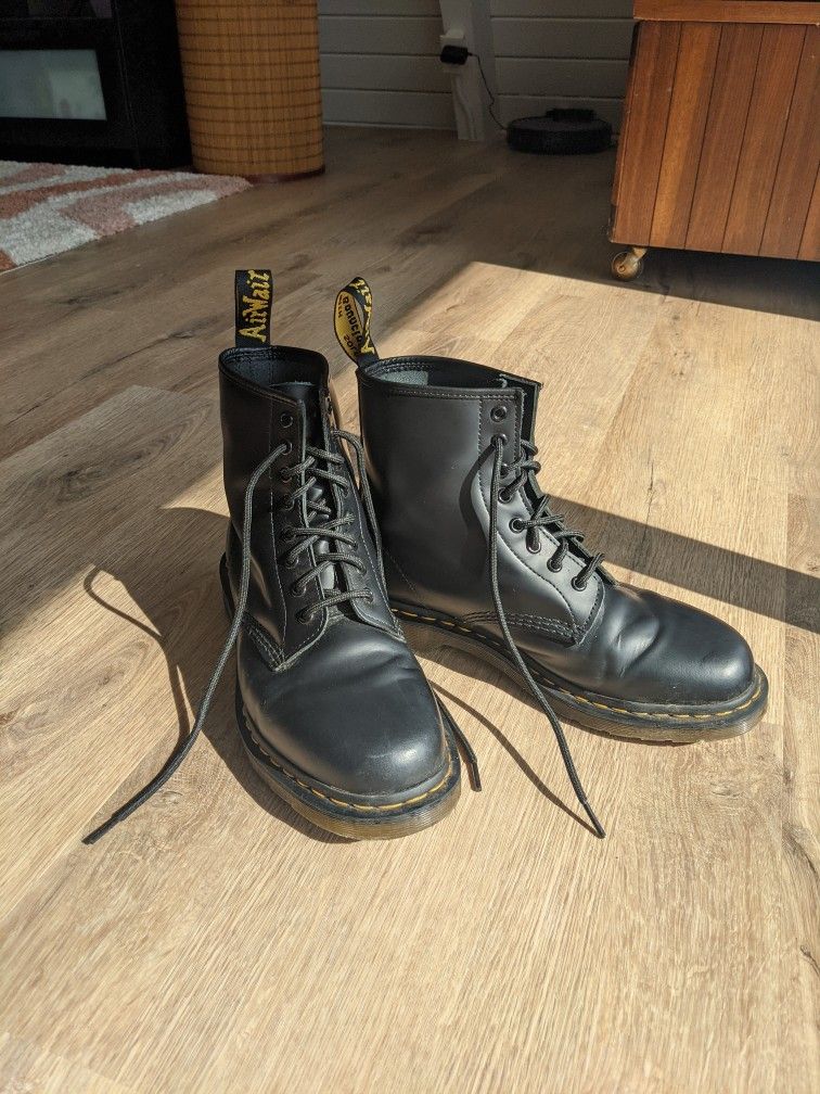 1460 Doc Martens