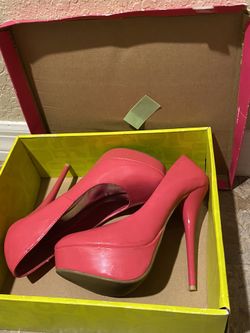 Pink high heel size 6