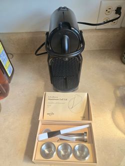 Nespresso Inissia Espresso Machine by De'Longhi, Black with Reusable Coffee Filter Capsules