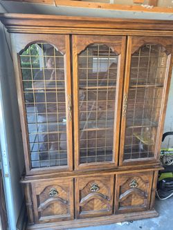 Oak wood display cabinet