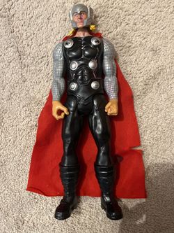 Hasbro Marvel Avengers Titan Hero Series Thor 12-Inch Action Figure