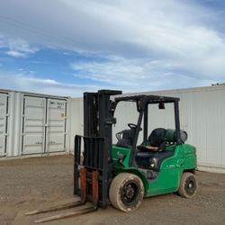 HEAVY EQUIPMENT IN THIS MONTHS AUCTION IN MADERA 
