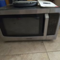 Toshiba Microwave Never Used