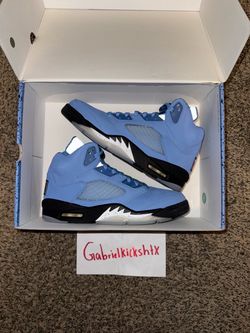 Jordan 5 UNC University Blue Size 9