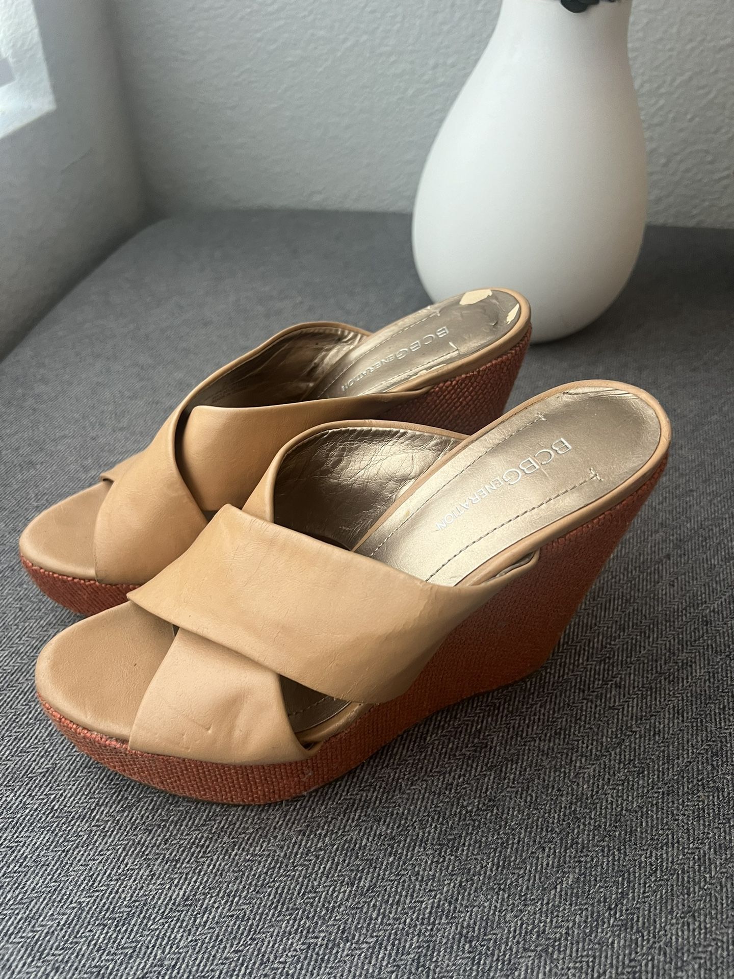 BCBG Wedge 