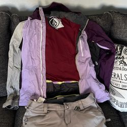 Women Volcom Snowboarding Jacket & Pants