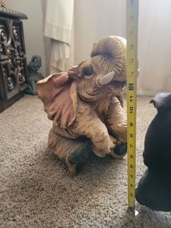 Ceramic elephant