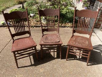 Antique Spindle Back Chairs with Leather Seats