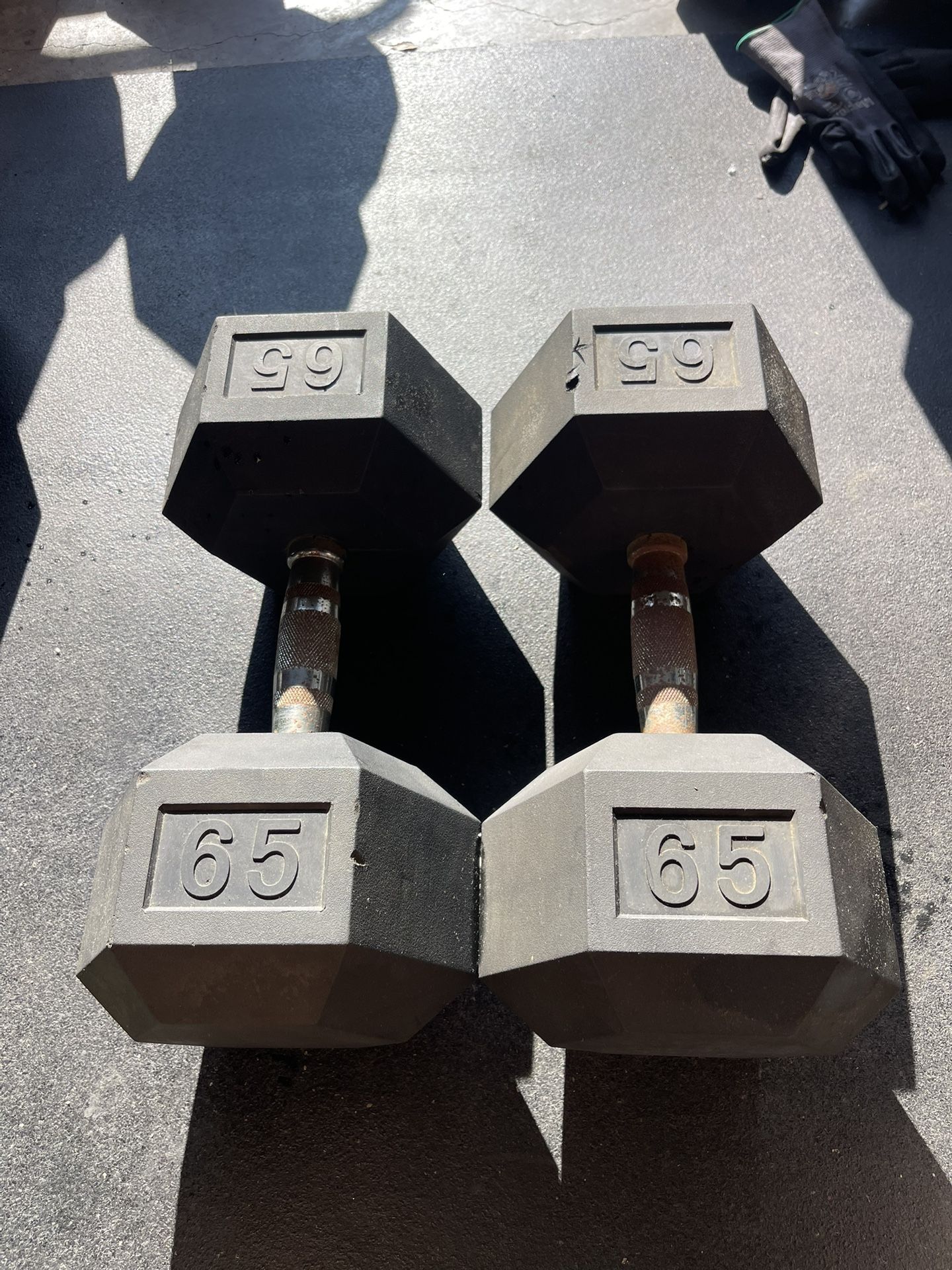 65 lbs Hex Rubber Dumbbell Weights…. Home Gym Fitness…
