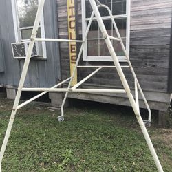 Metal Portable Rolling Frame