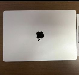 Apple MacBook Pro 16 M4 Pro