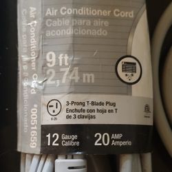 Utilitech 0051659 9-ft 12/3 3-Prong SPT-3 Heavy Duty General Extension Cord
