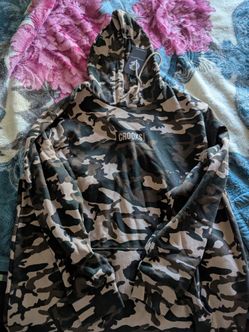 Crook's and Castles camo hoodie size 5xl with tag
