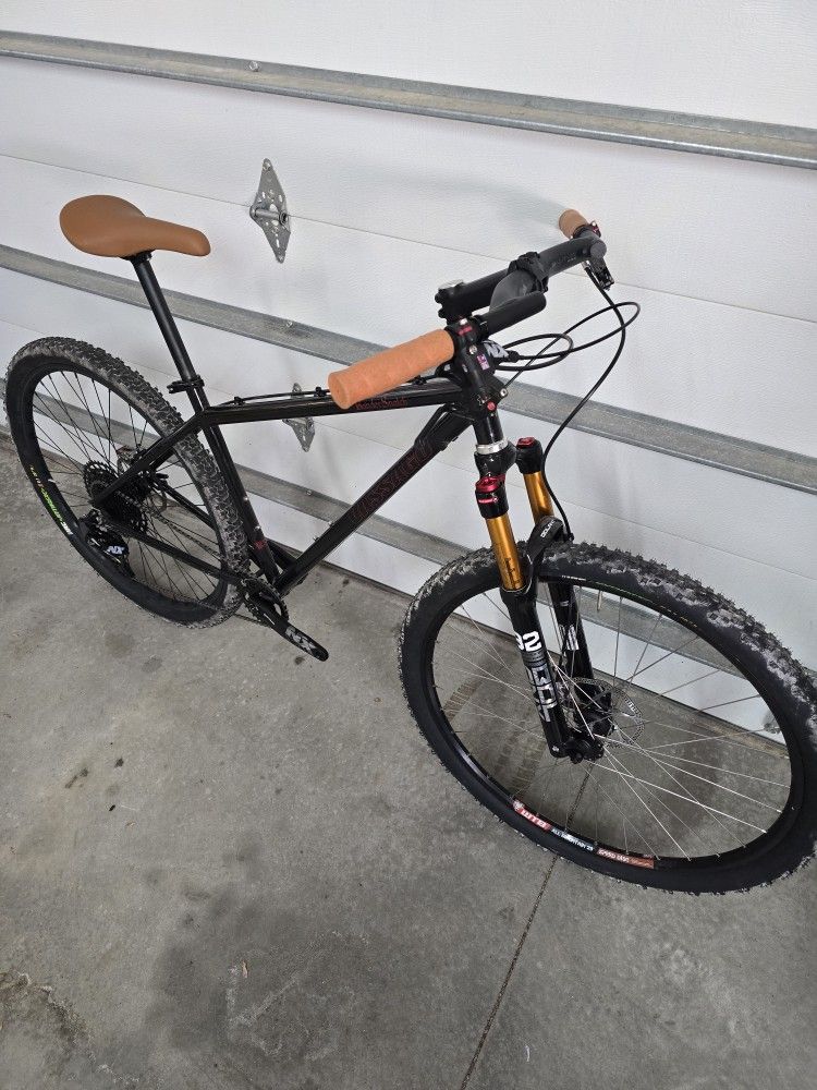 18" Vassago Bandersnatch 29er Just Built