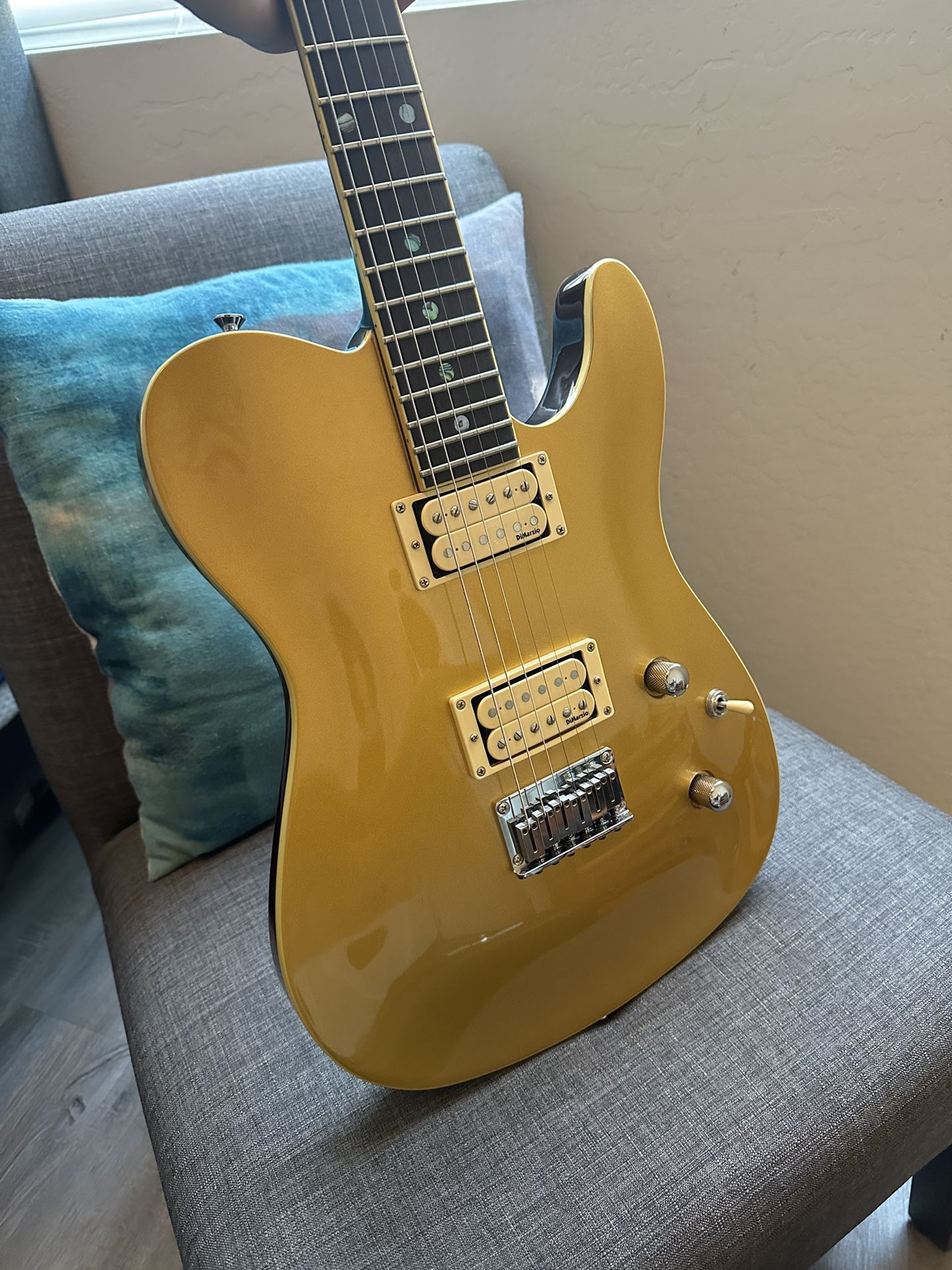 Fender Telecaster HH Special Run Limited Gold Top