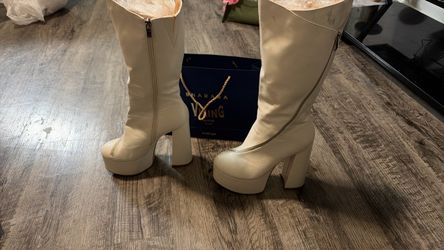 70s fashion women boots size 10