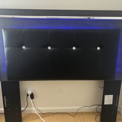Full Size Bed 