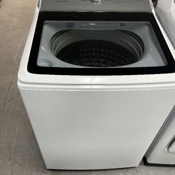 Samsung White Top Load Electric (Washer) 27 1/2 Model WA54R7200AW - A-00002732
